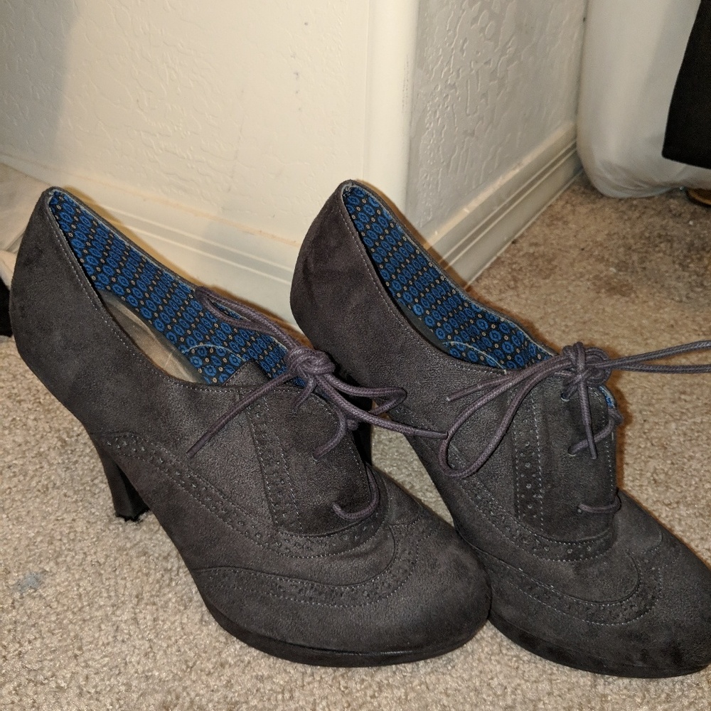 Fioni Booties
